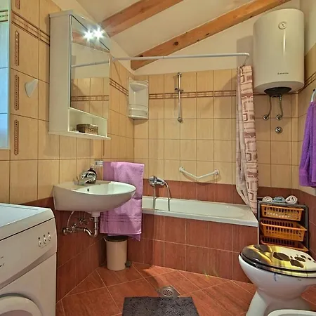 Дом отдыха House Irma *